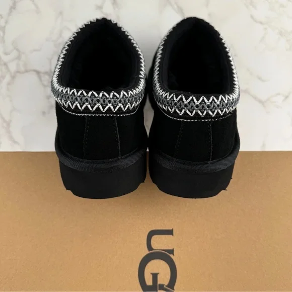 with Box /UGG Tasman Suede upper Slipper Mens Black US 9 - Picture 8 of 9
